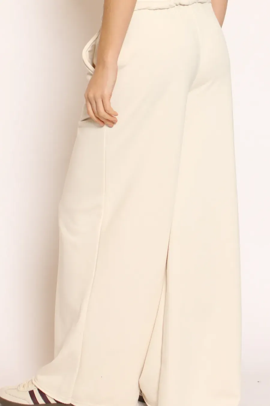 Have one Pantalone palazzo