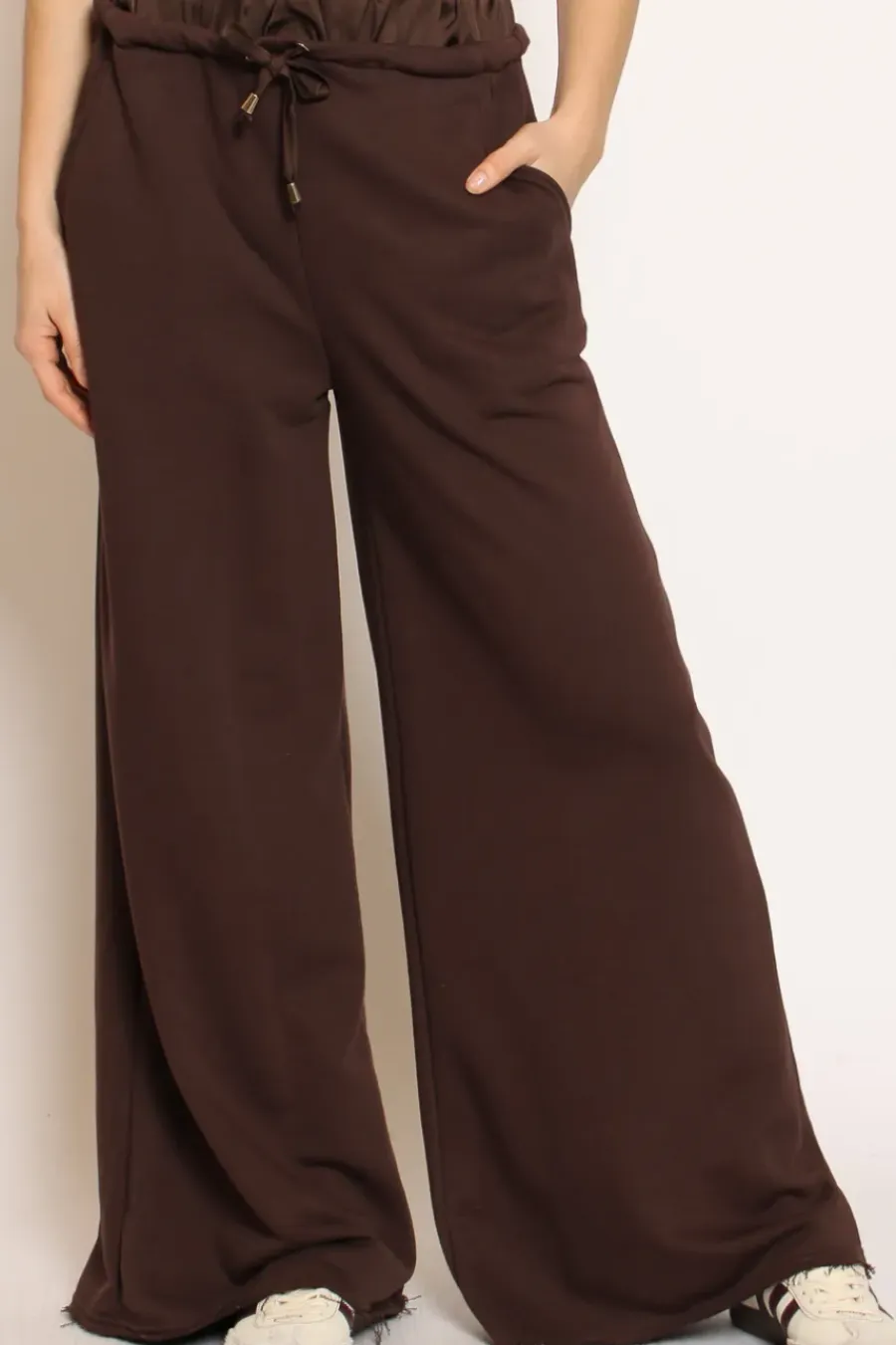 Have one Pantalone palazzo