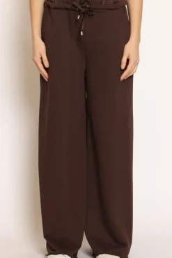 Have one Pantalone palazzo