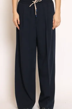 Vicolo Pantalone palazzo pinces con laccio