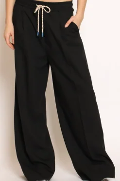 Vicolo Pantalone palazzo pinces con laccio