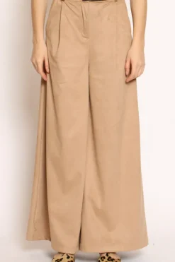 Have one Pantalone palazzo scamosciato con pinces sabbia
