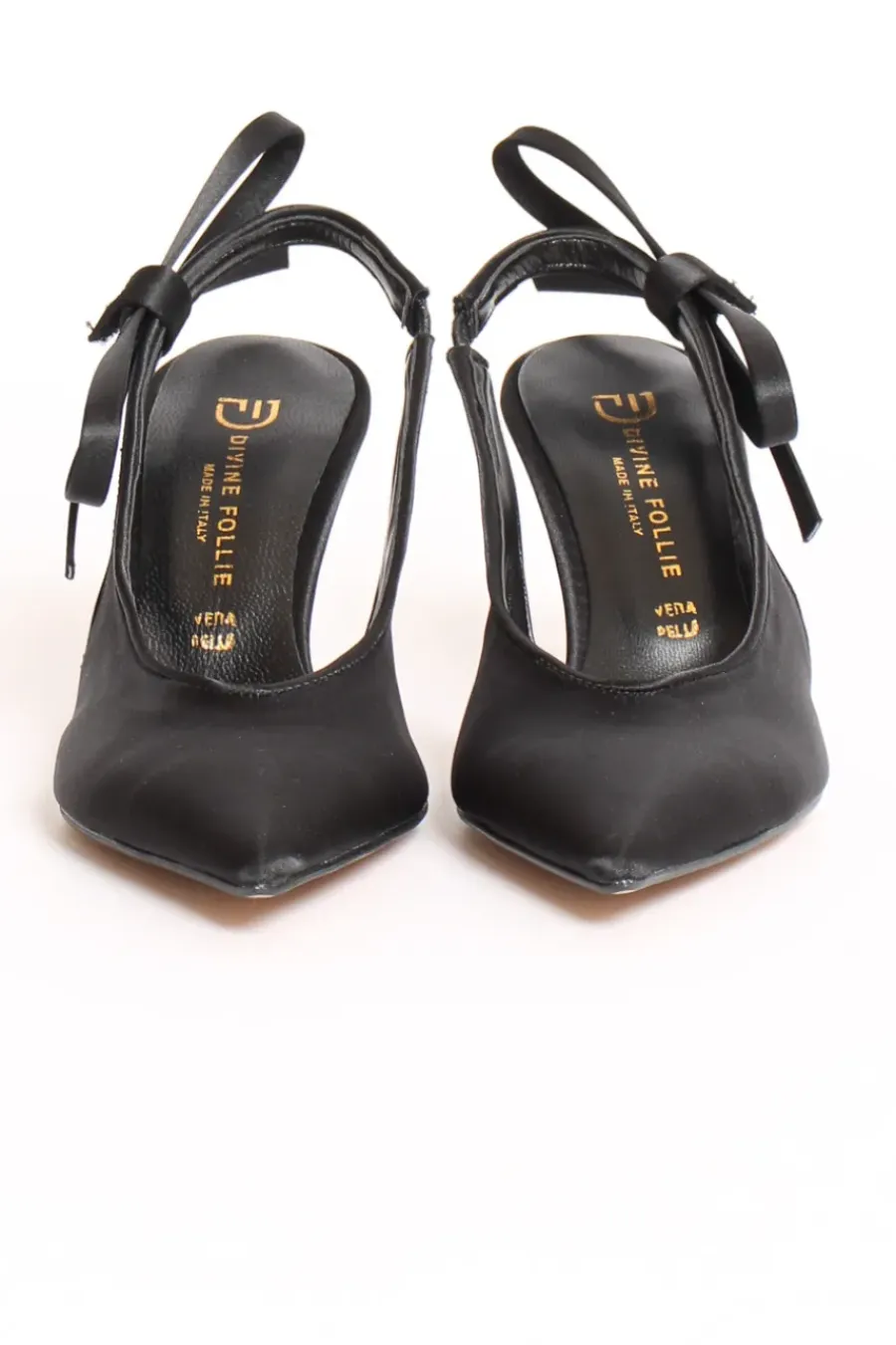 Divine Follie Slingback punta raso nero